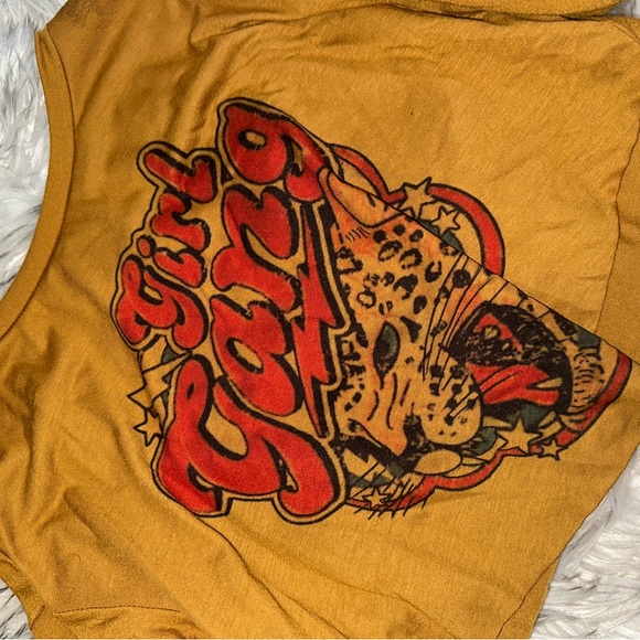 Crop top - Picture 6 of 7